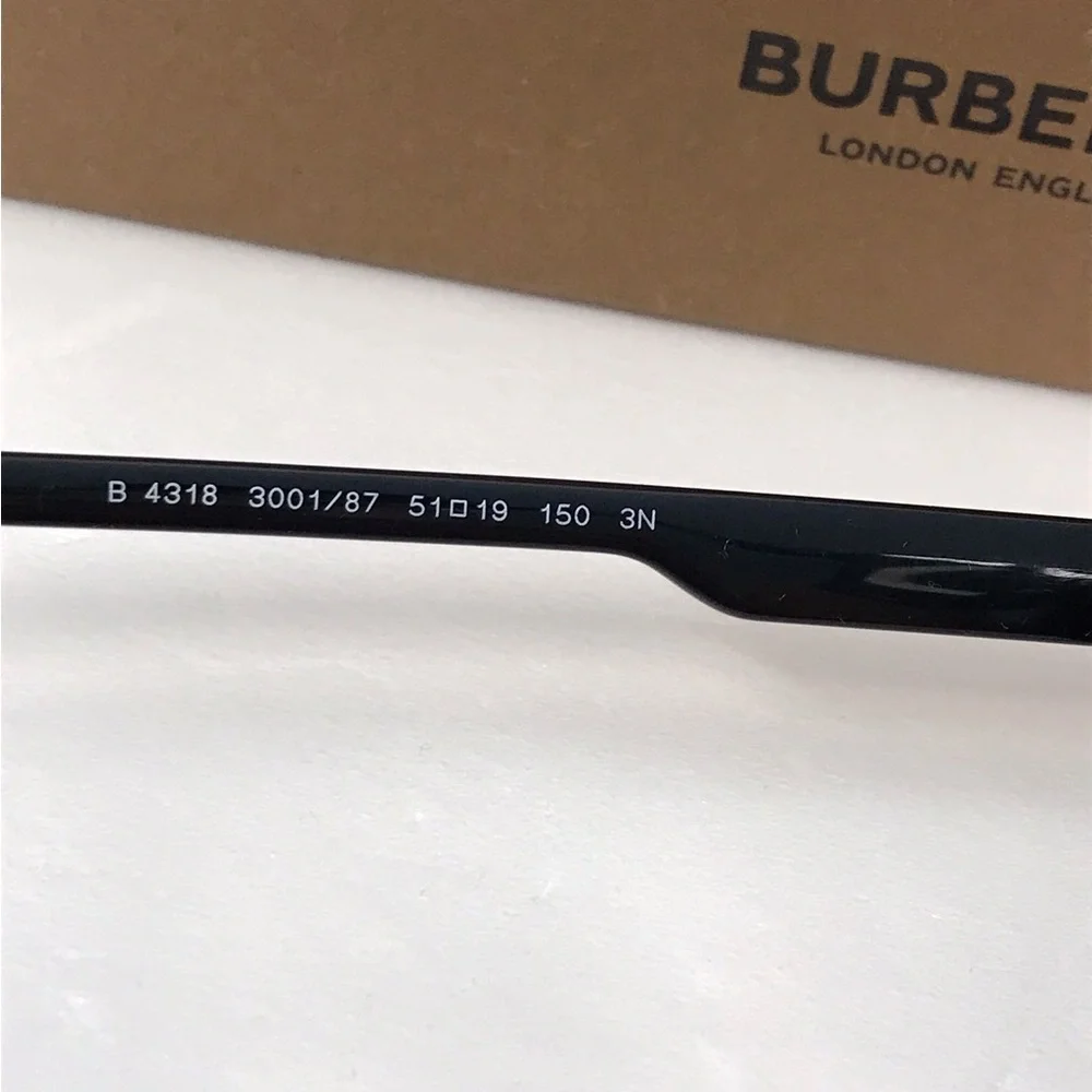 Burberry Camron Grey Rectangular Men's Sunglasses BE4318 300187 51.